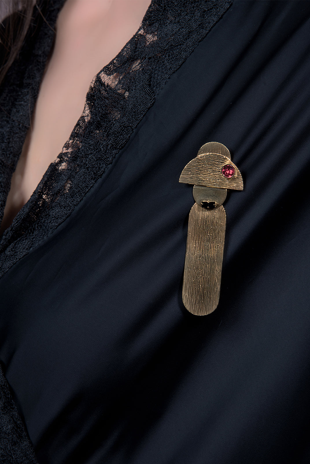 Kikuya Gold Plated Brass Pin, 10 DECOART - elilhaam.com