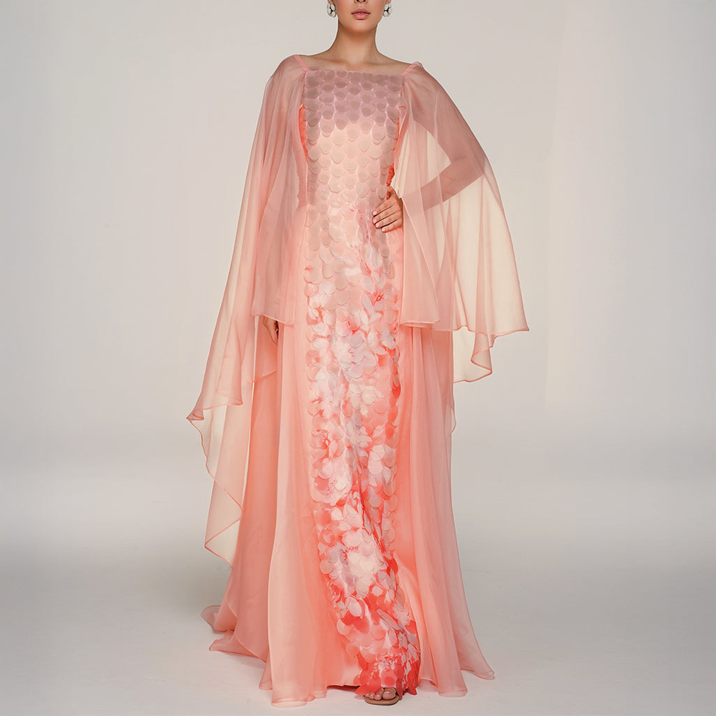 Nomi Model Dress