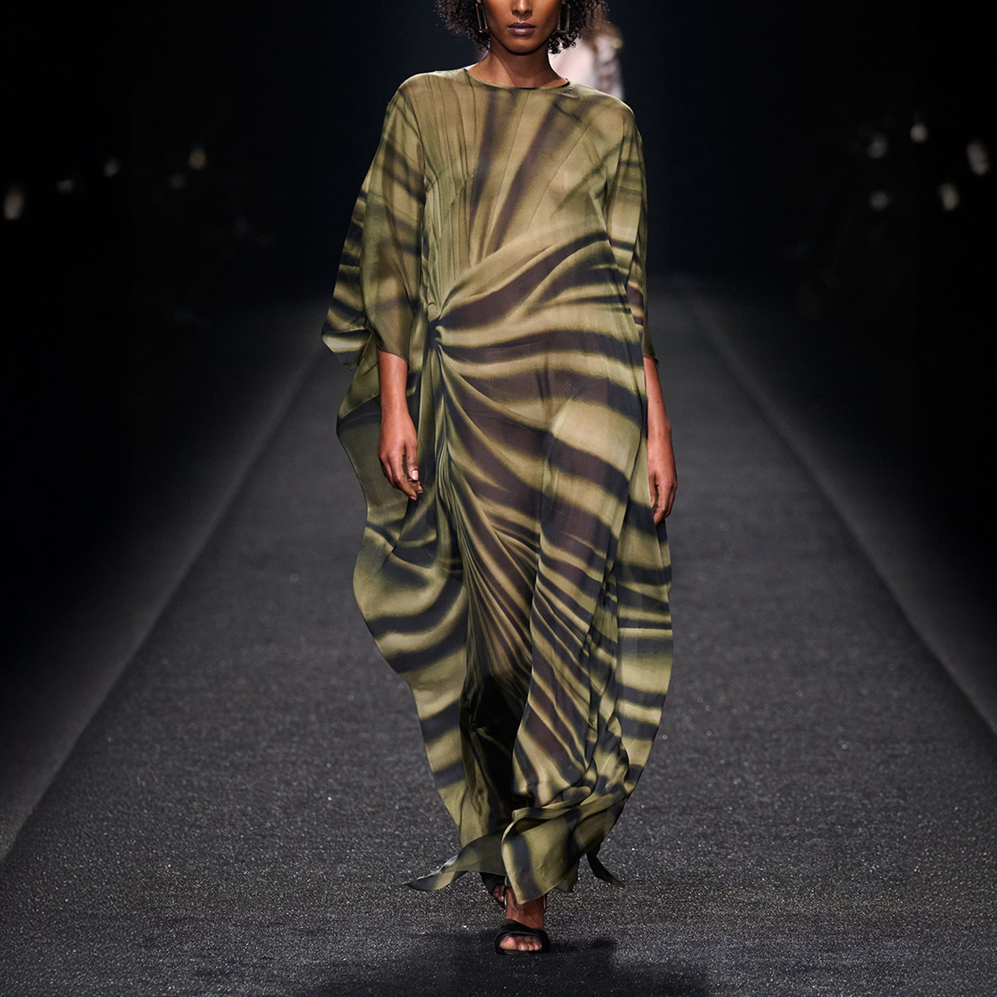 ALBERTA FERRETTI – Elilhaam