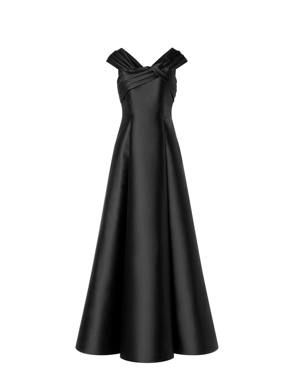 فستان أسود منسدل على الكتف من قماش الميكادو