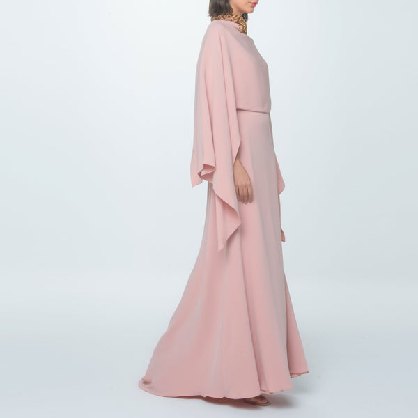 Ratekau Model Gown