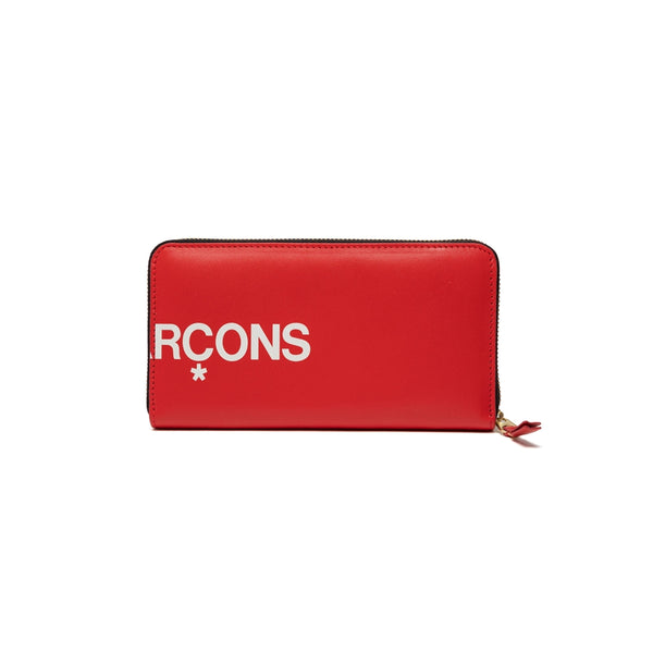 محفظة جلدية طويلة بشعار ضخم أحمر