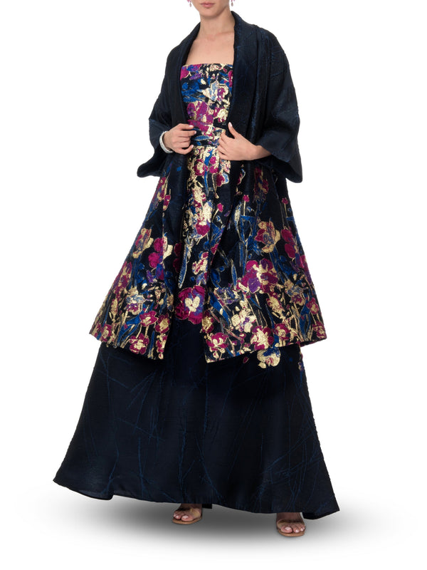 فستان كروي معدني فوشيا مع معطف أوبرا معدني